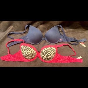 2 Victoria Secret bras size 36C